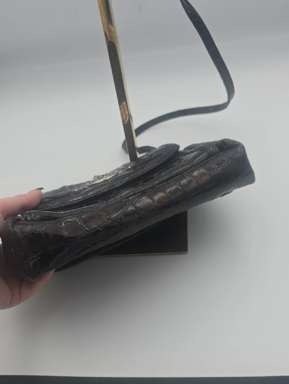 Brighton Black/Dark Brown Croc-Embossed Crossbody W/ Heart Accent/Silver (EUC)🩶
